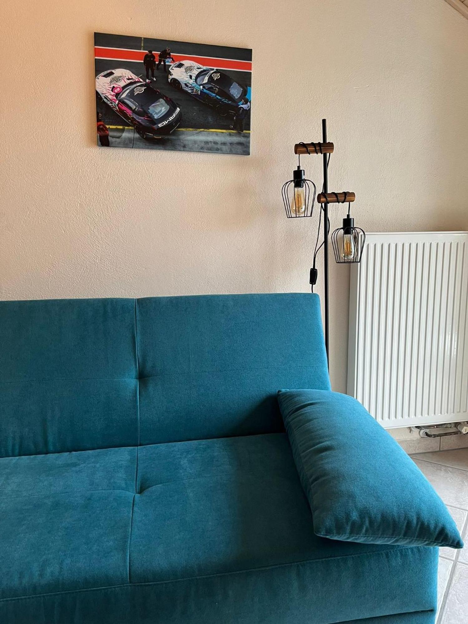 Gaestehaus Beim Metzger / Doettingen Am Nuerburgring Dottingen  Exteriör bild